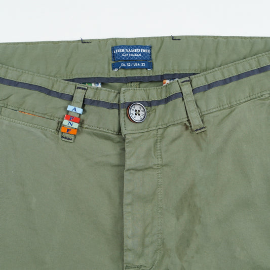 - Peached Twill Shorts - Thyme