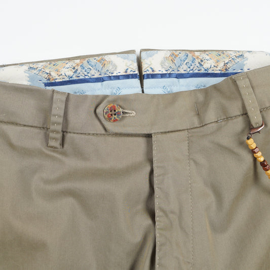- Pegasus Slim Fit Chino Shorts - Beige
