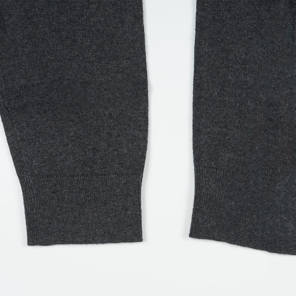 - Crew Neck Sweater - Black