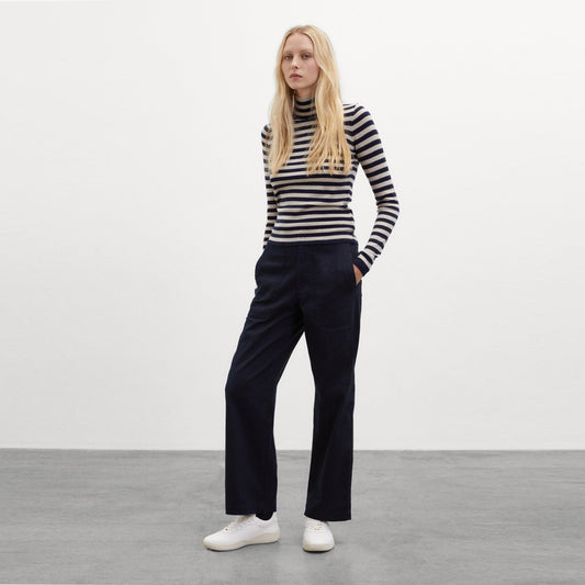 - Clove Knit - White/Black Stripe