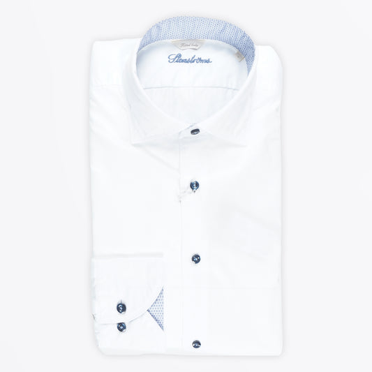 - Contrast Trim - White/Blue Trim