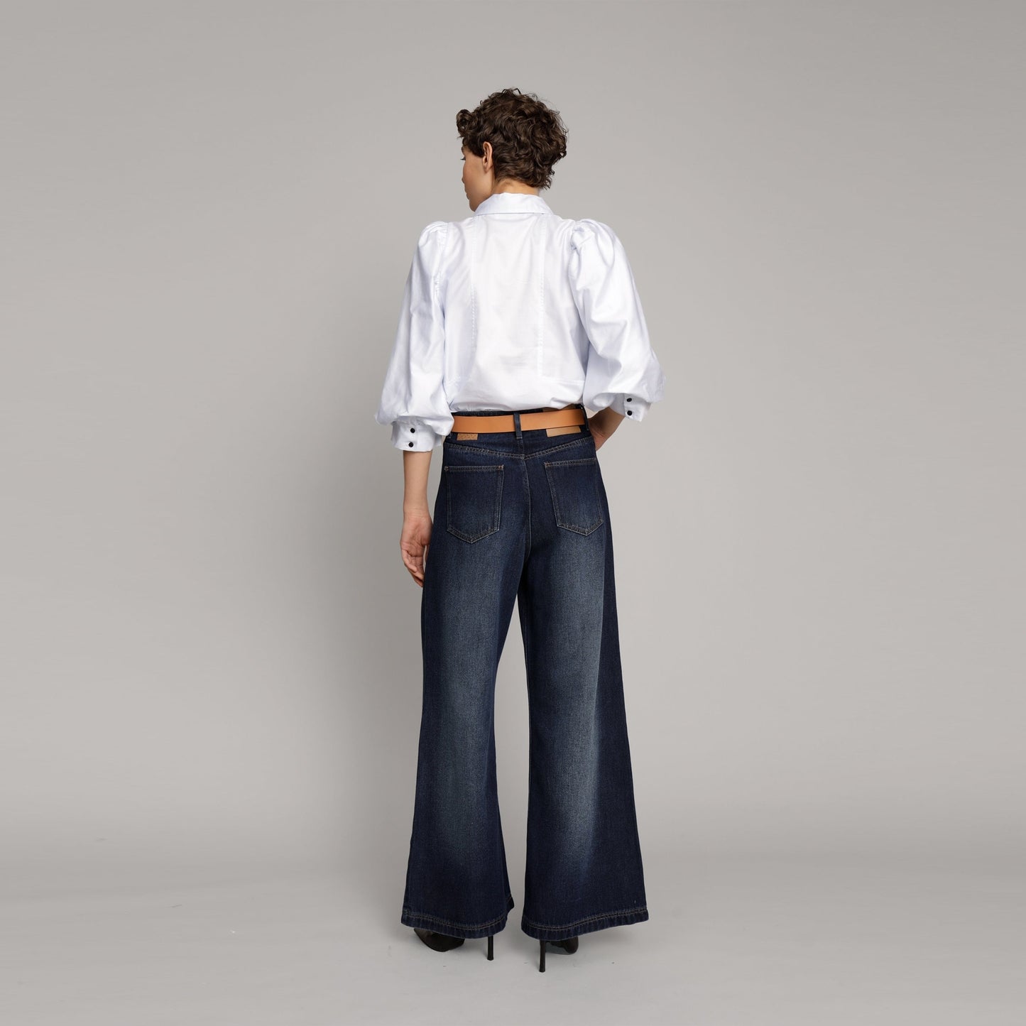 - Alost Top - Ice Blue