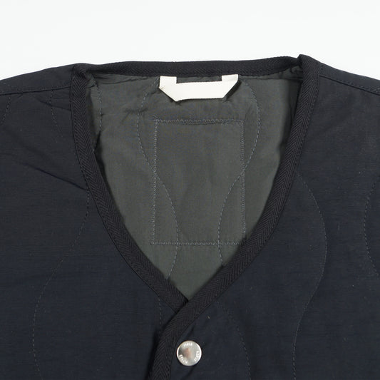 - Peter Waxed Nylon Vest - Dark Navy