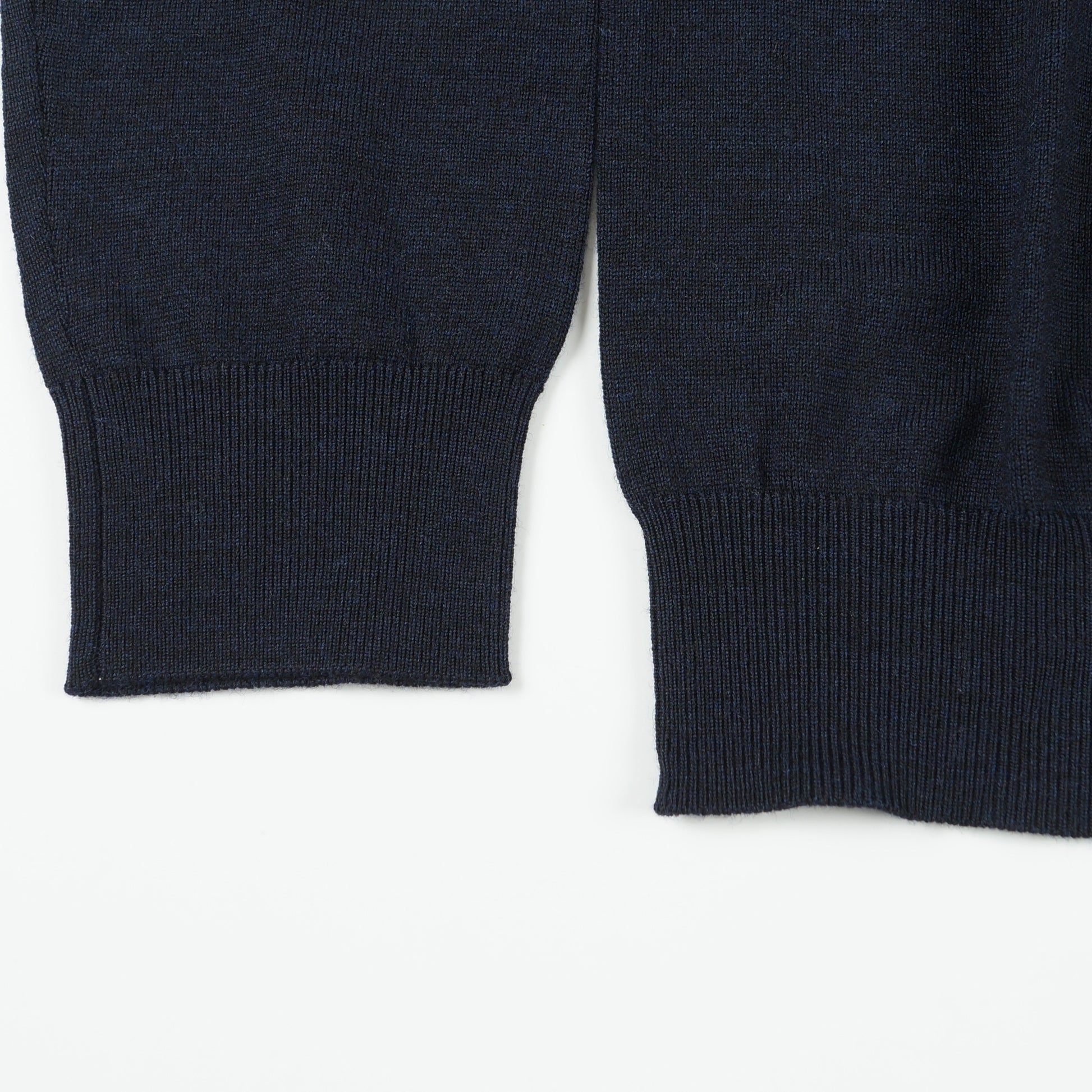 Thomas Merino Crew Neck - Navy