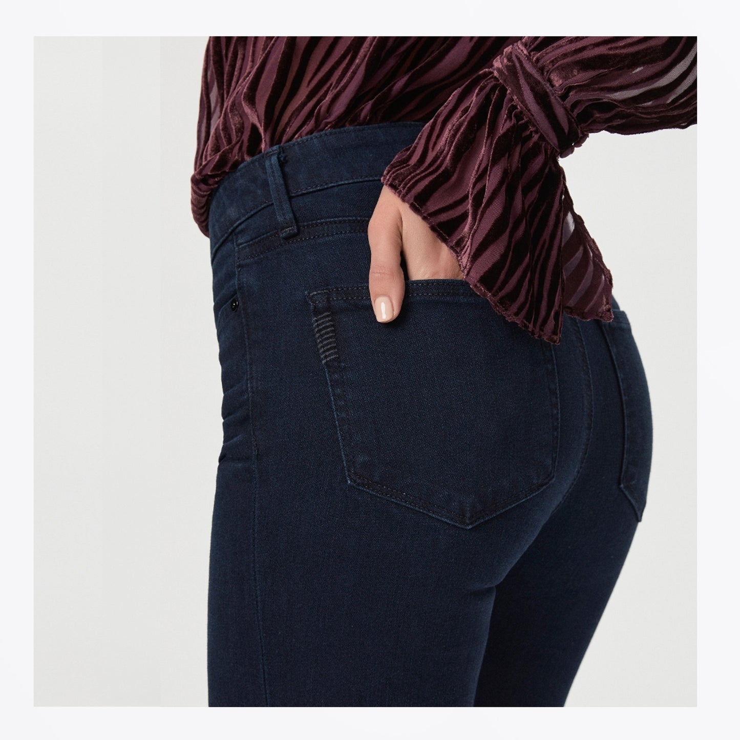 - Genevieve Jeans - Fabel
