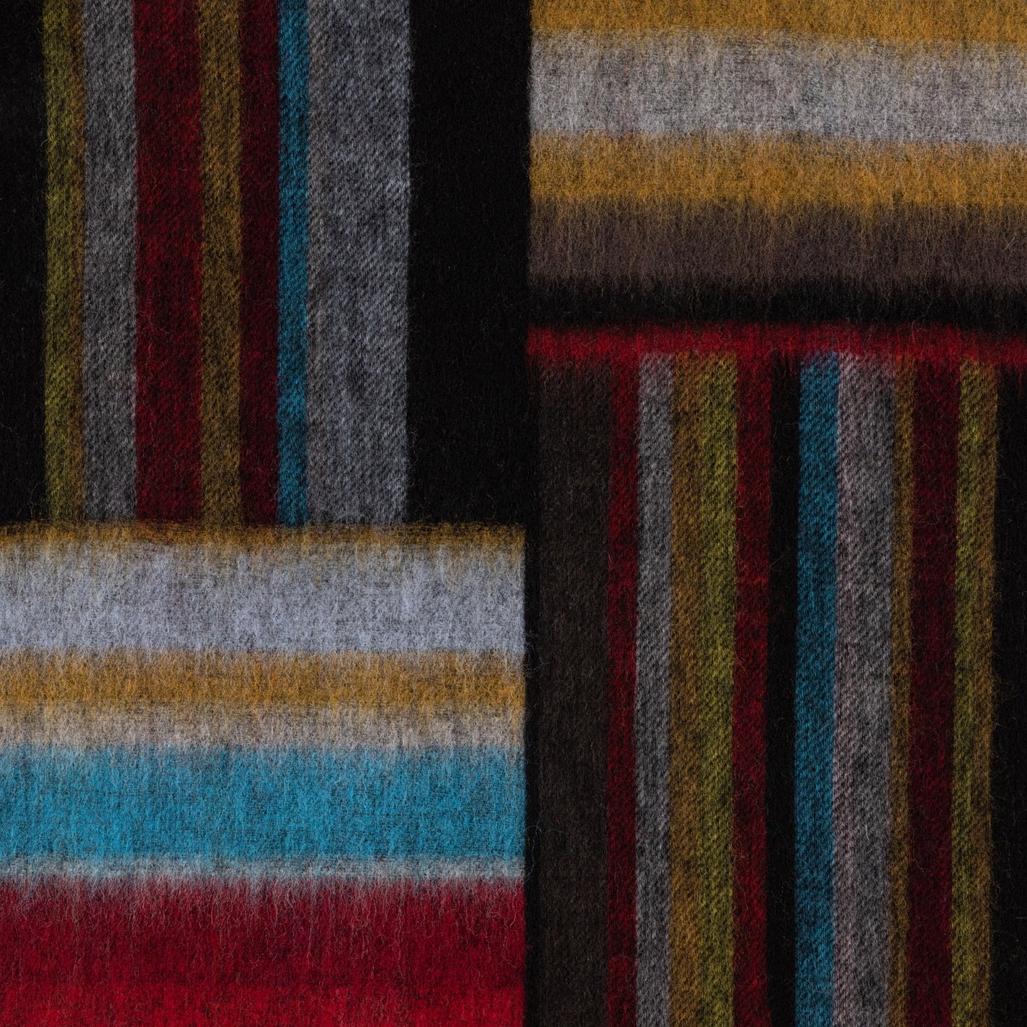 - Signature Stripe Scarf - Multi