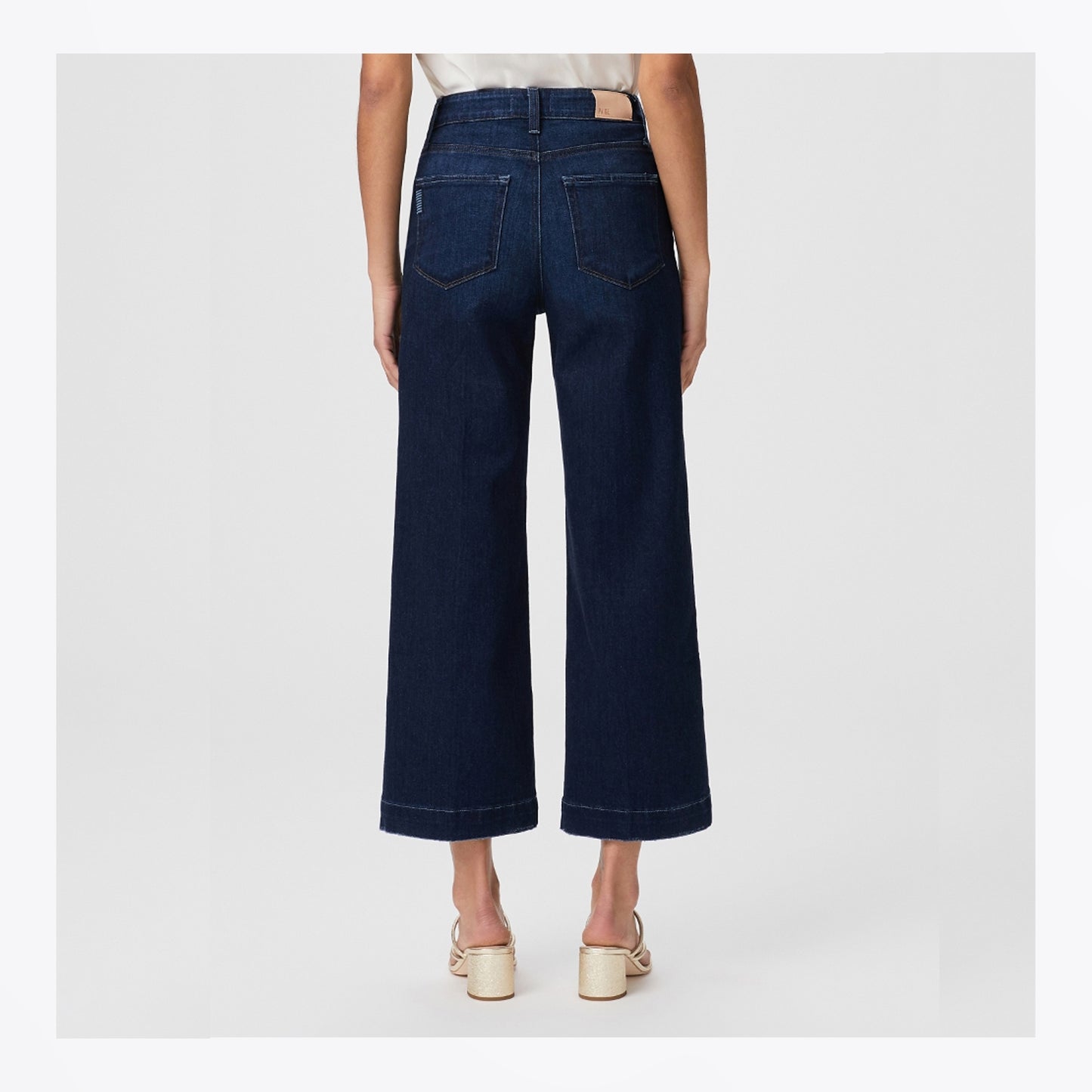 - Anessa Jeans - The Disco