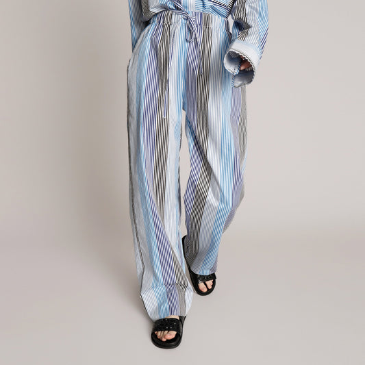 - Melvin Mutlti Stripe Pants - Blue