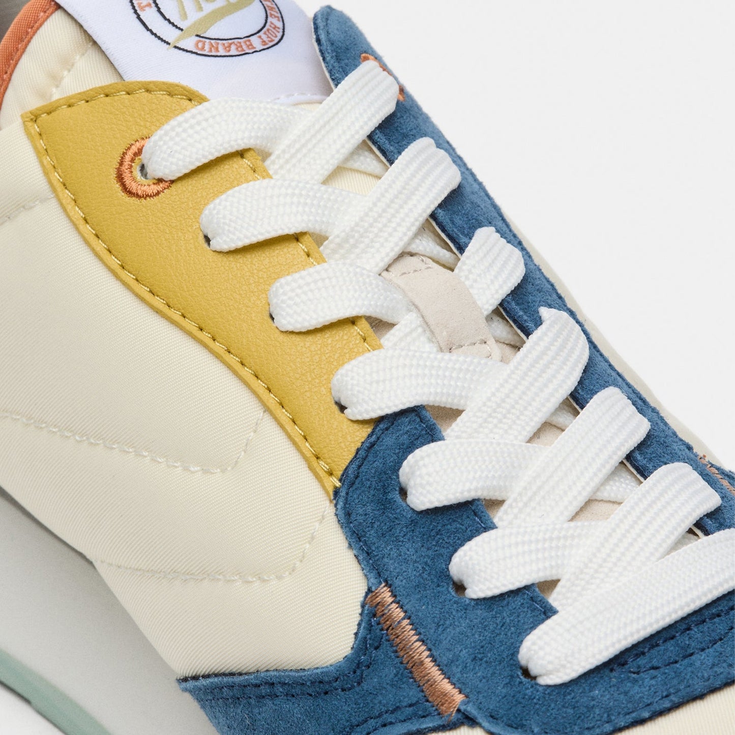 - Track And Field Sneakers - Pergamon