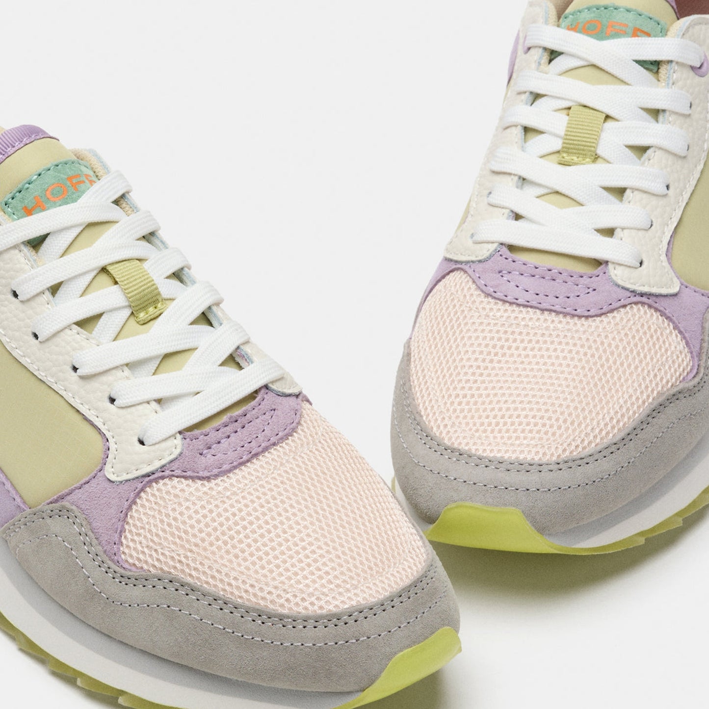 - City Sneakers - Dana Point