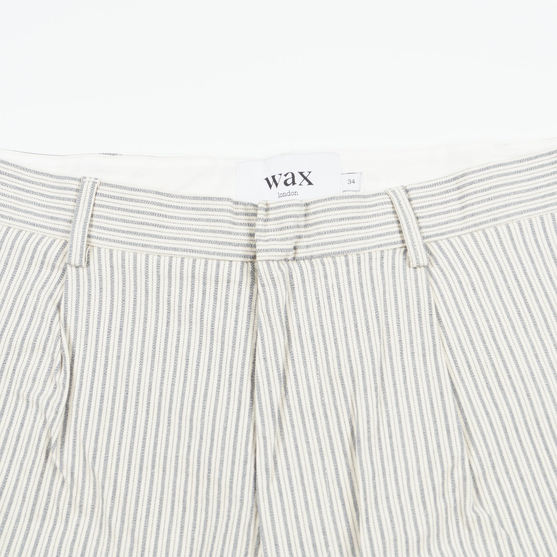 Wax Linen Pleat Stripe Short - Ecru
