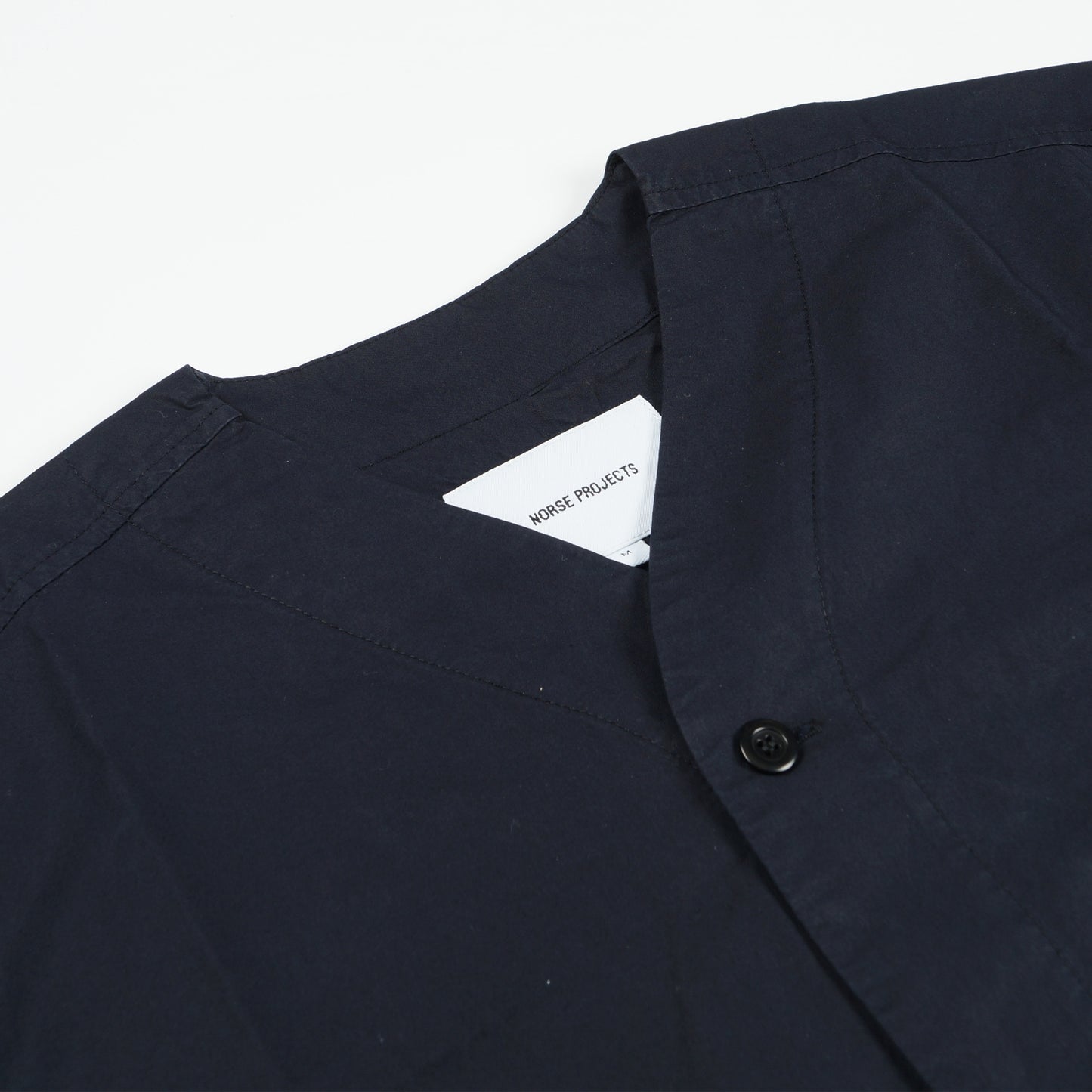 - Erwin Typewriter SS Shirt - Navy