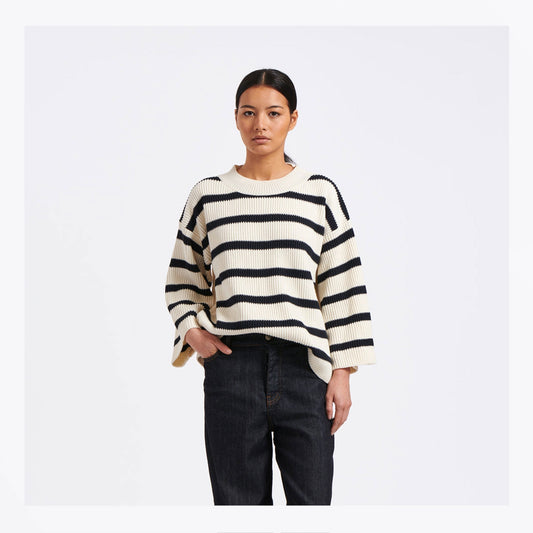 - Pu Tong Sailor Sweater - Navy Stripe