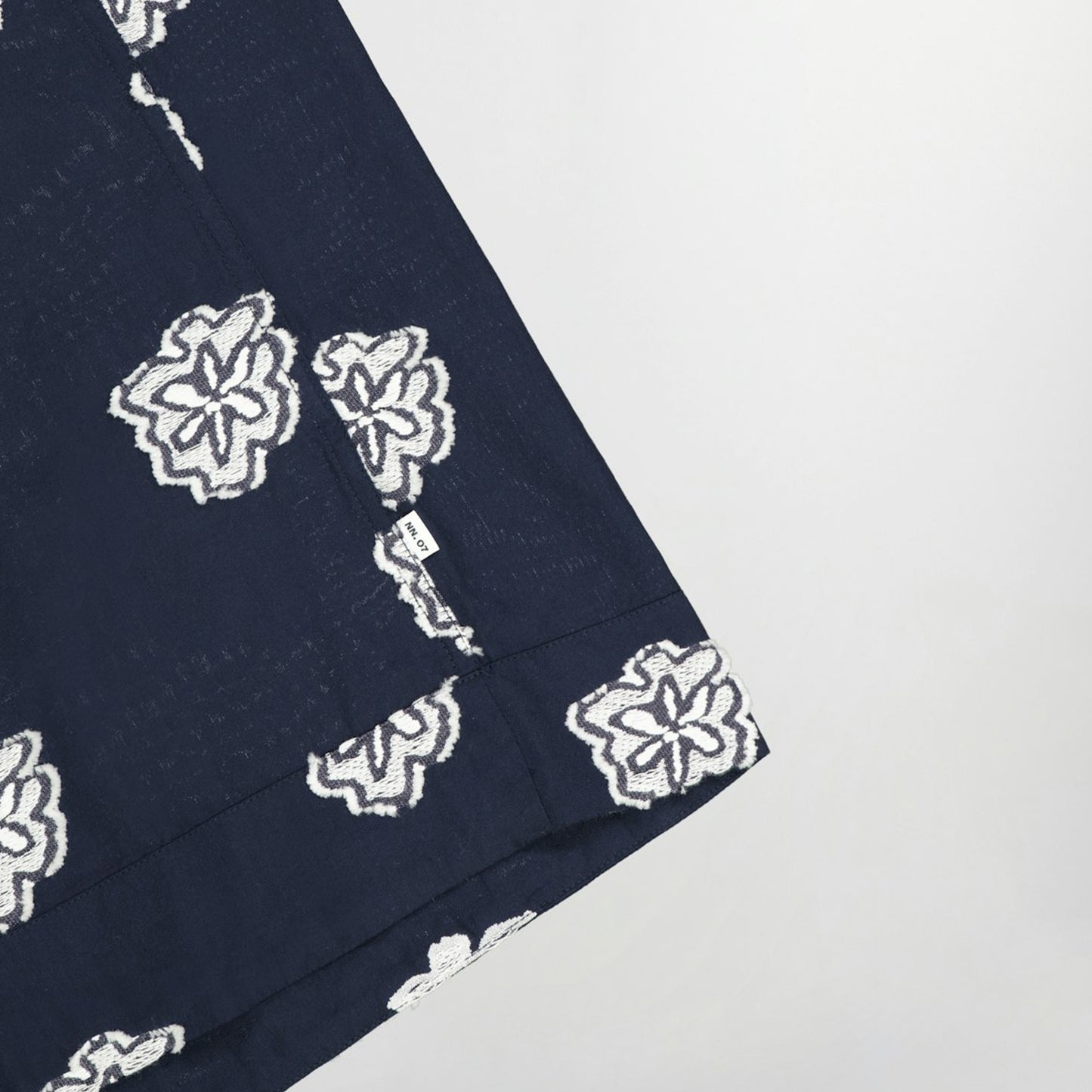 Leo SS Shirt - Navy Blue
