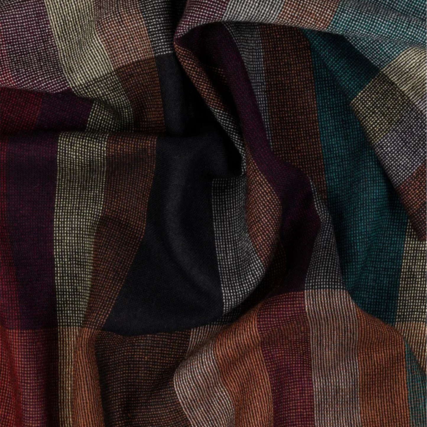 - Signature Clash Scarf - Multi