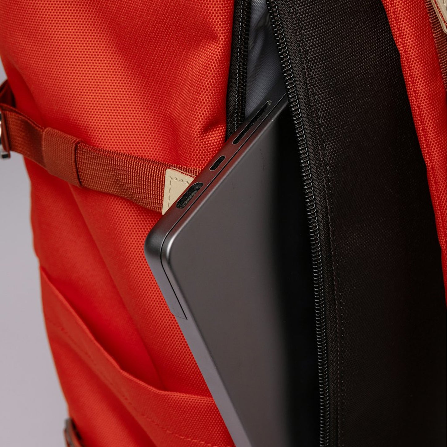 - Bernt Backpack - Orange