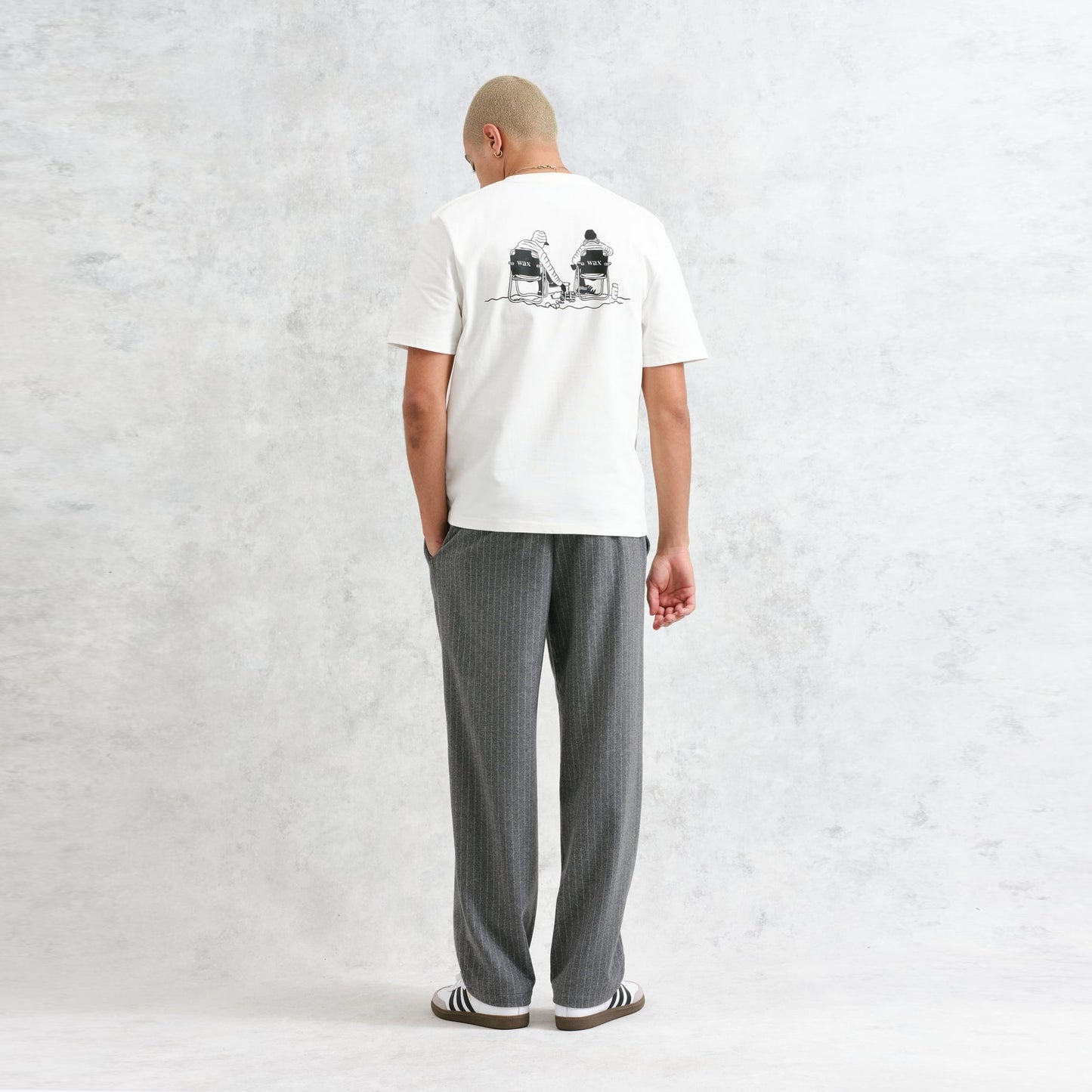 - Dean Outdoors T-Shirt - Ecru