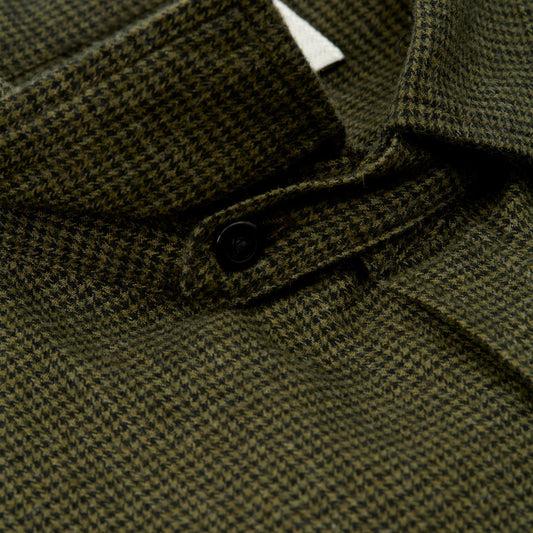 - Clerkenwell Tab Shirt - Green