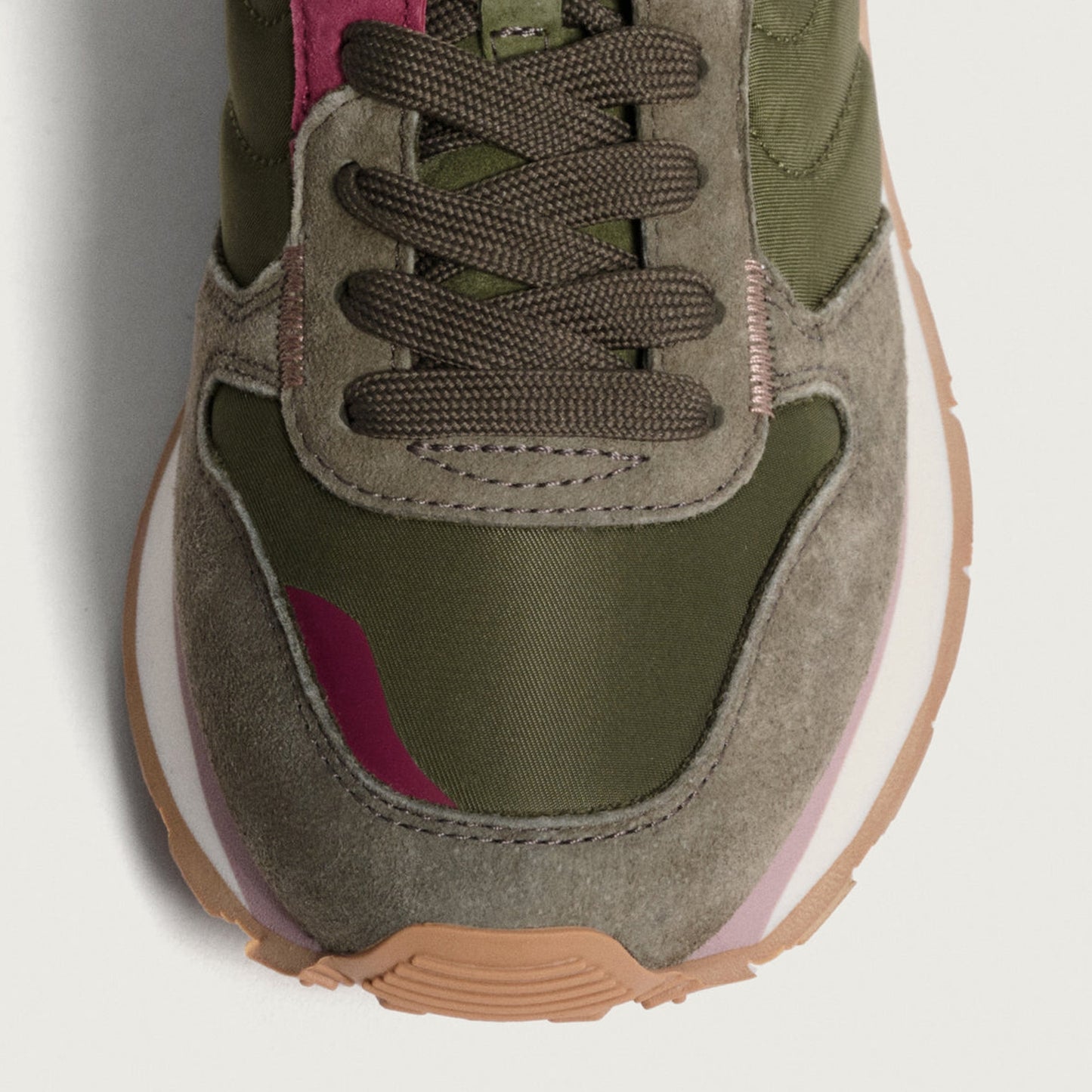 - Track and Field Sneakers - Velia