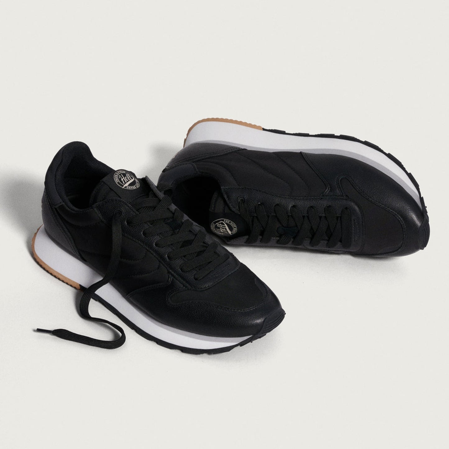 - Tanagra Sneakers - Black