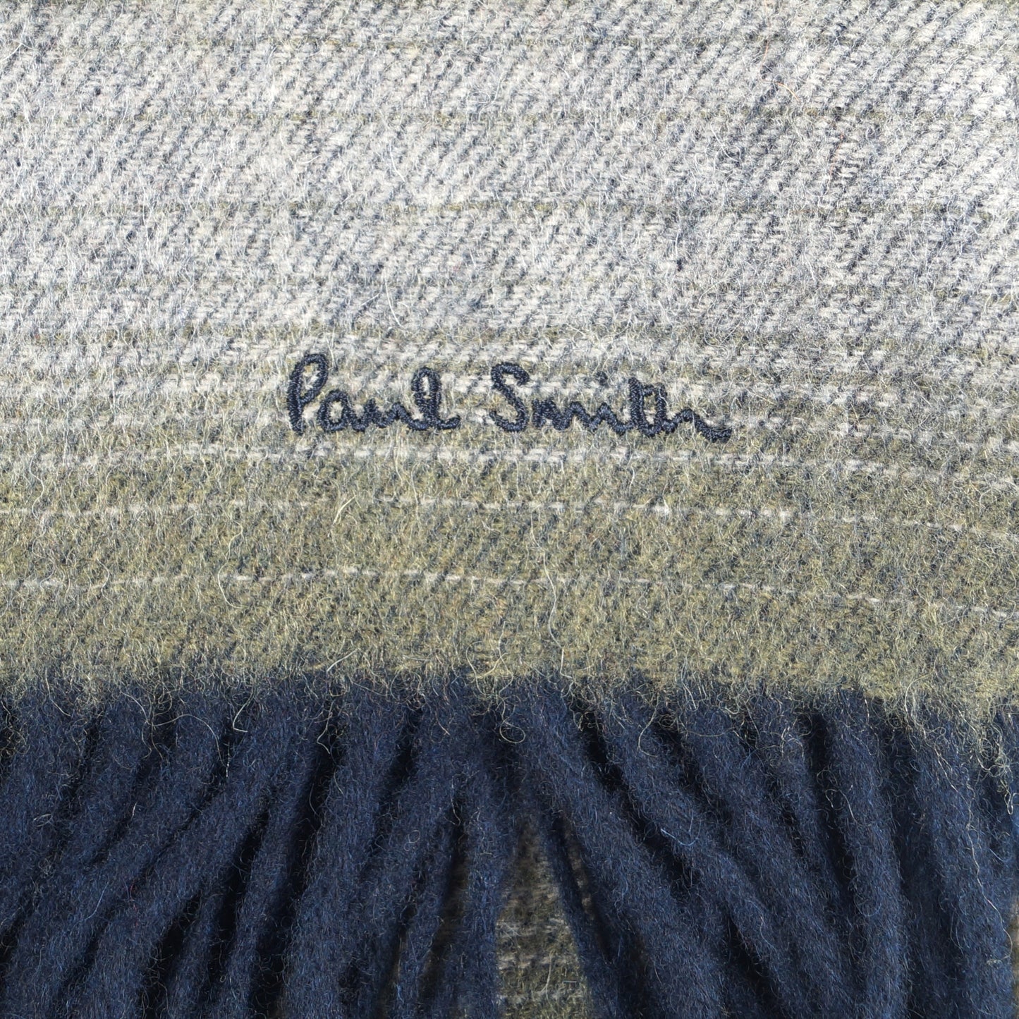 - Degrade Stripe Lambswool Scarf - Navy