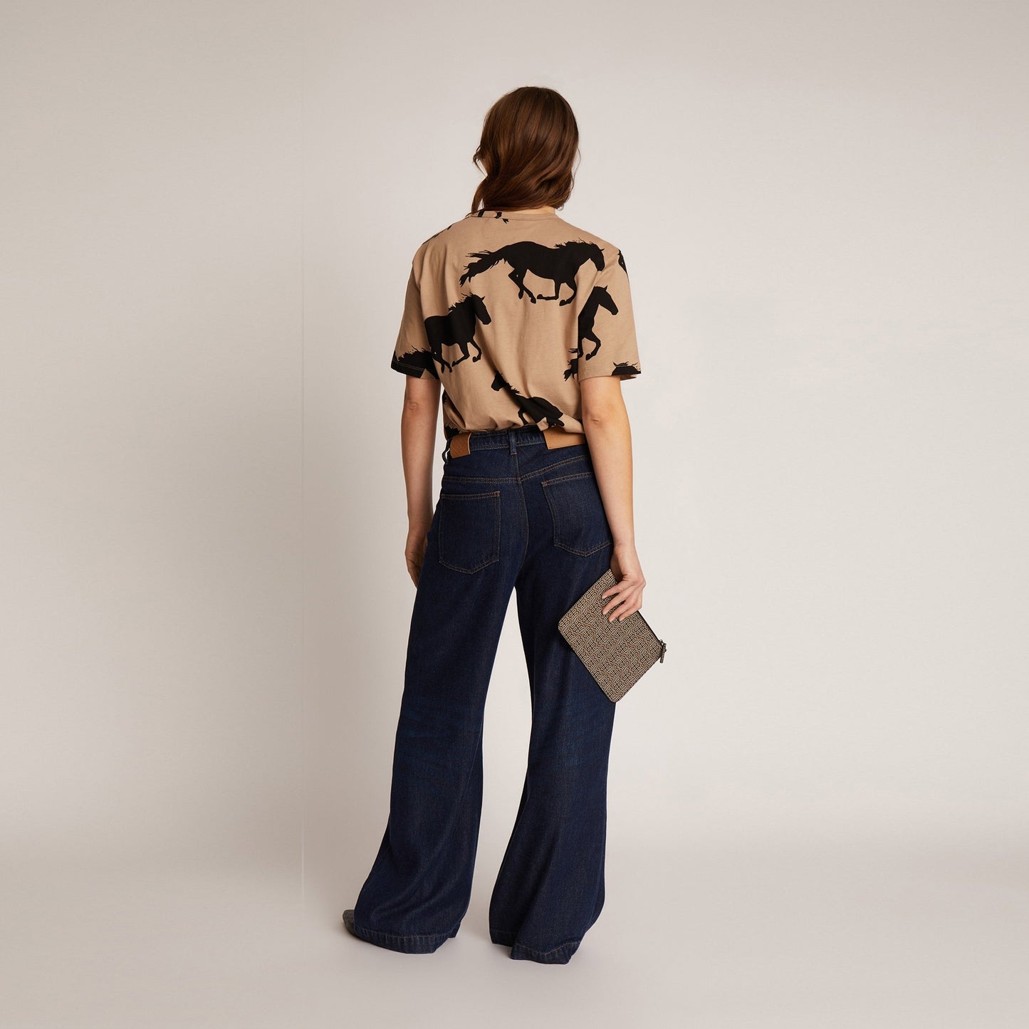 - Tufa Horse Print T-Shirt - Beige
