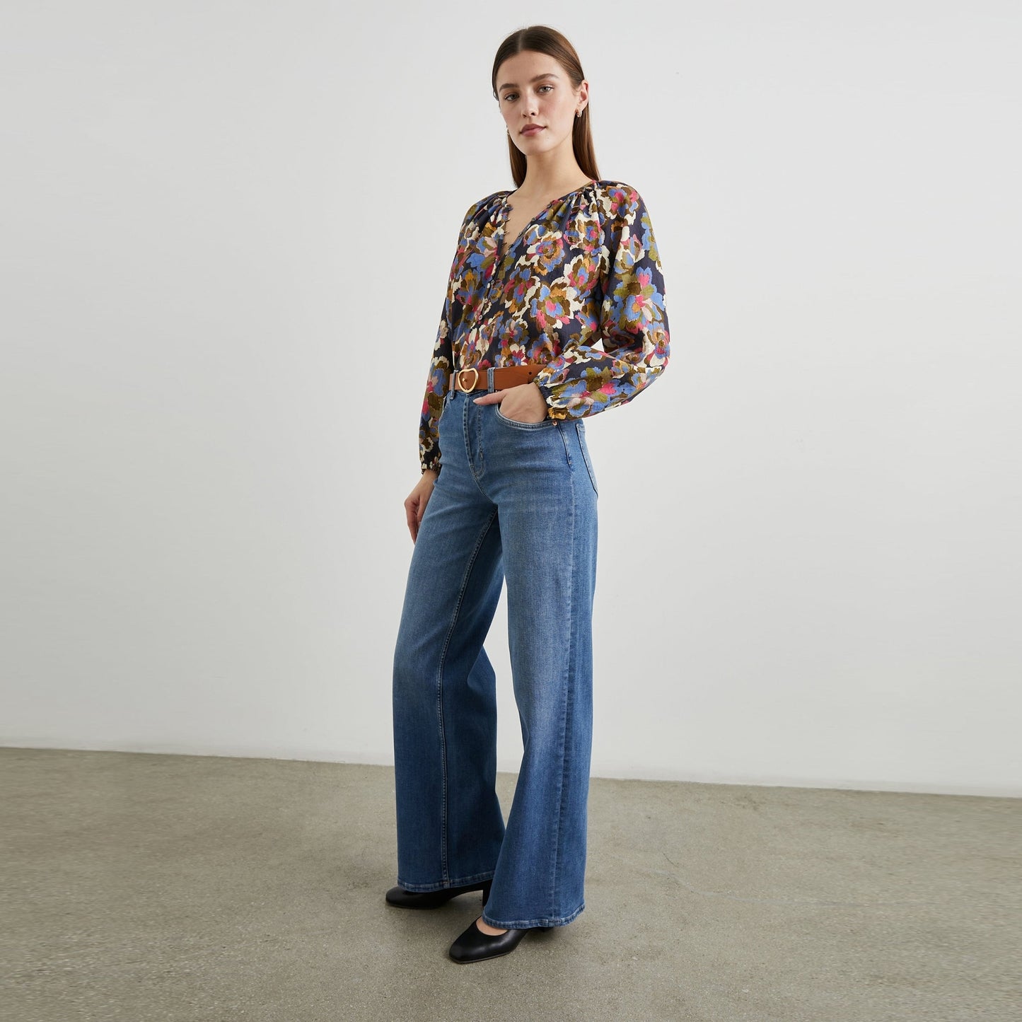 - Indi Pattern Top - Navy Wildflower