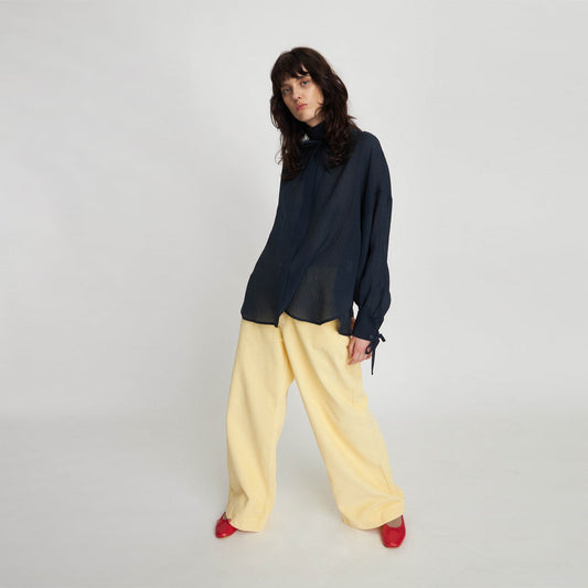 - Volume Shirt With Tiebow - Navy