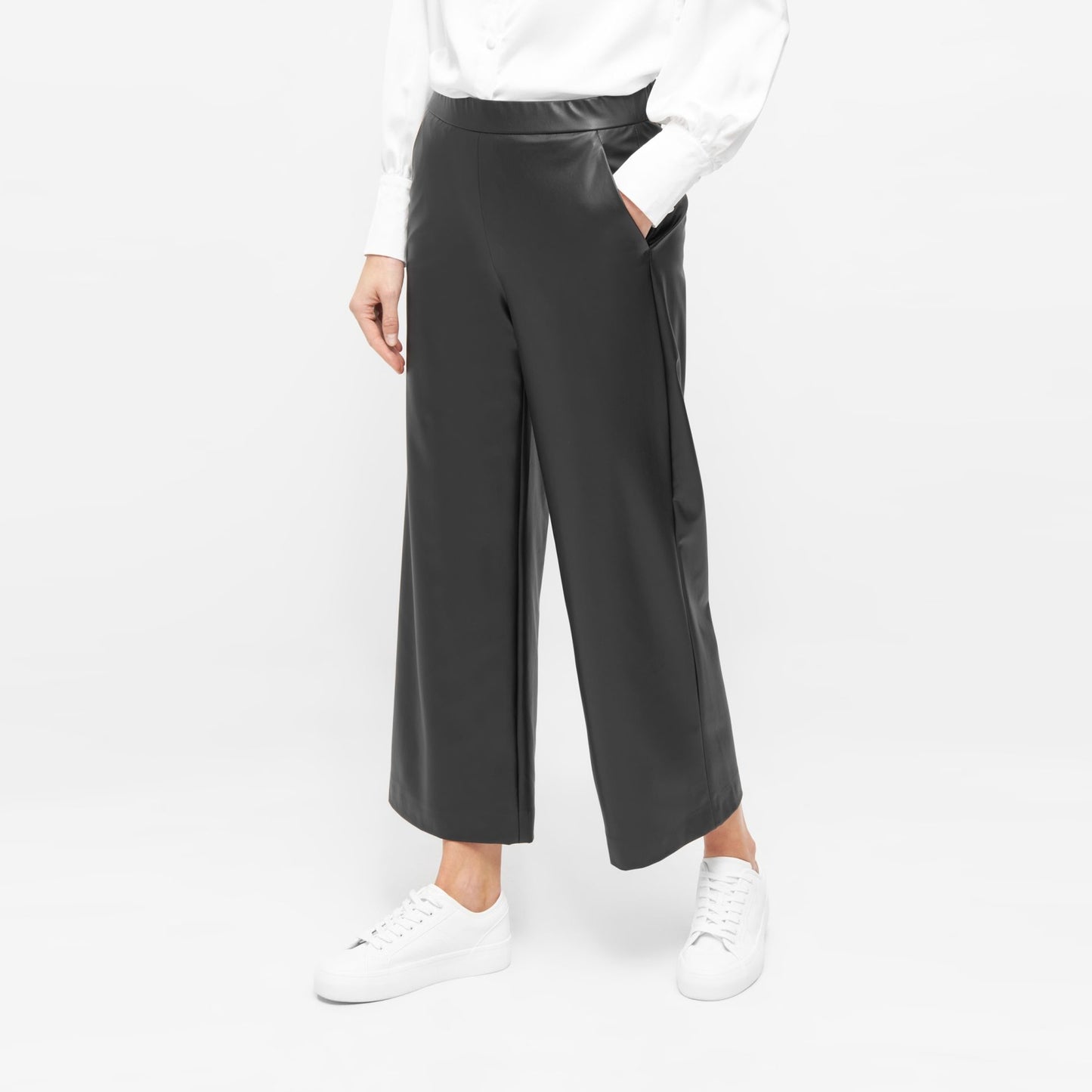 - Palina Nappa Leather - Black