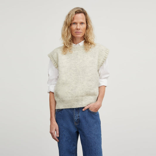 - Penny Wool Vest - Sand