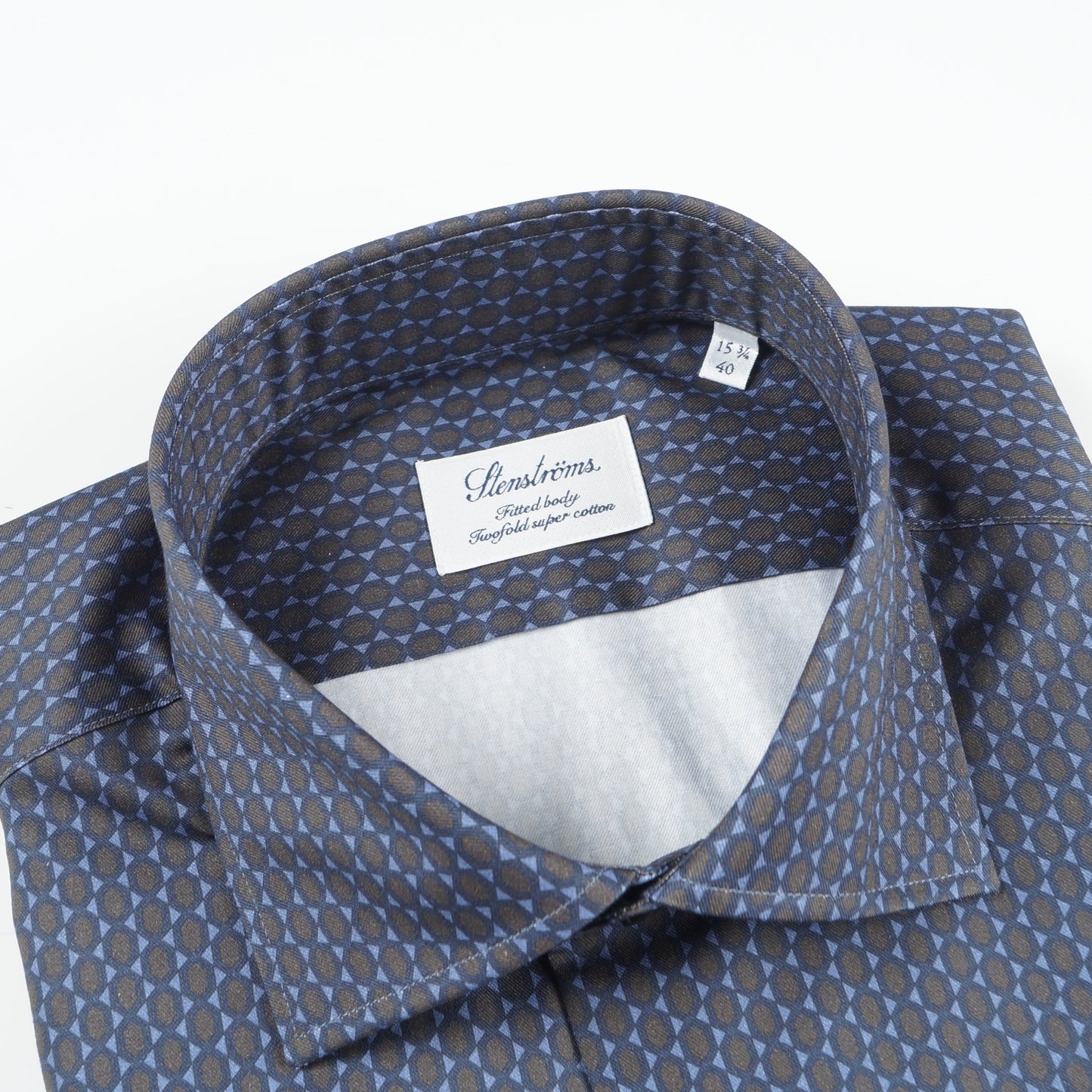 - Fitted Body Pattern Shirt - Blue