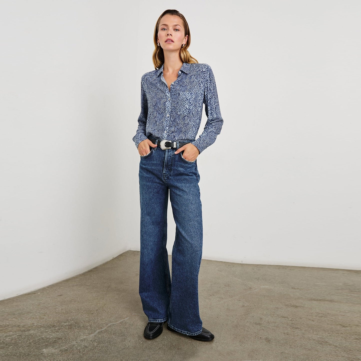 - Josephine Shirt - Navy Python