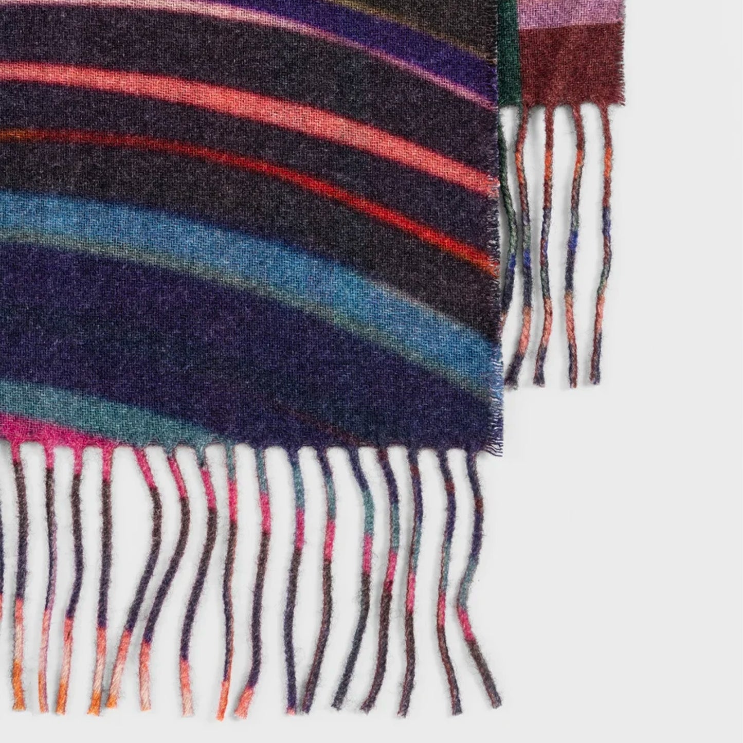 - Check Swirl Scarf - Navy