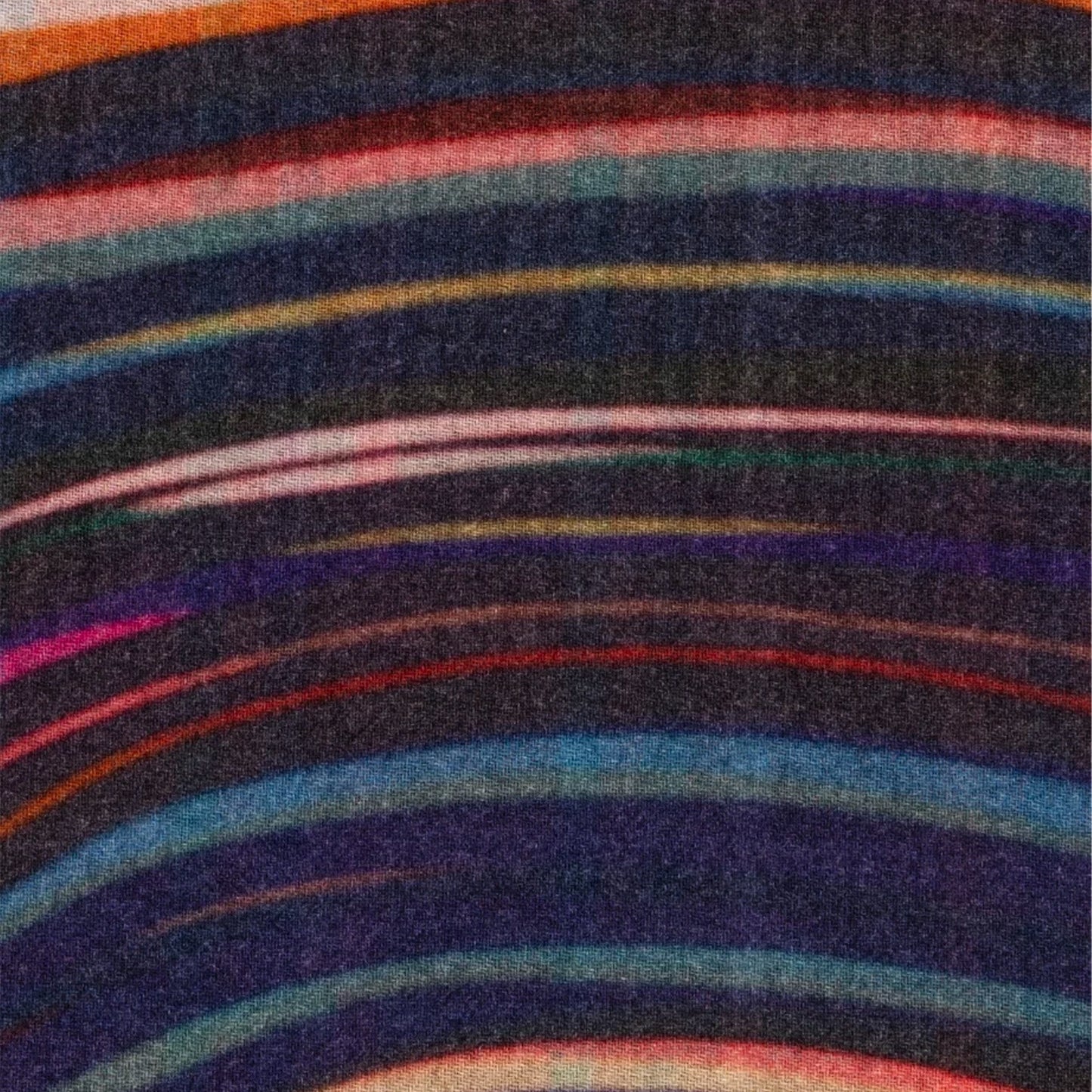 - Check Swirl Scarf - Navy