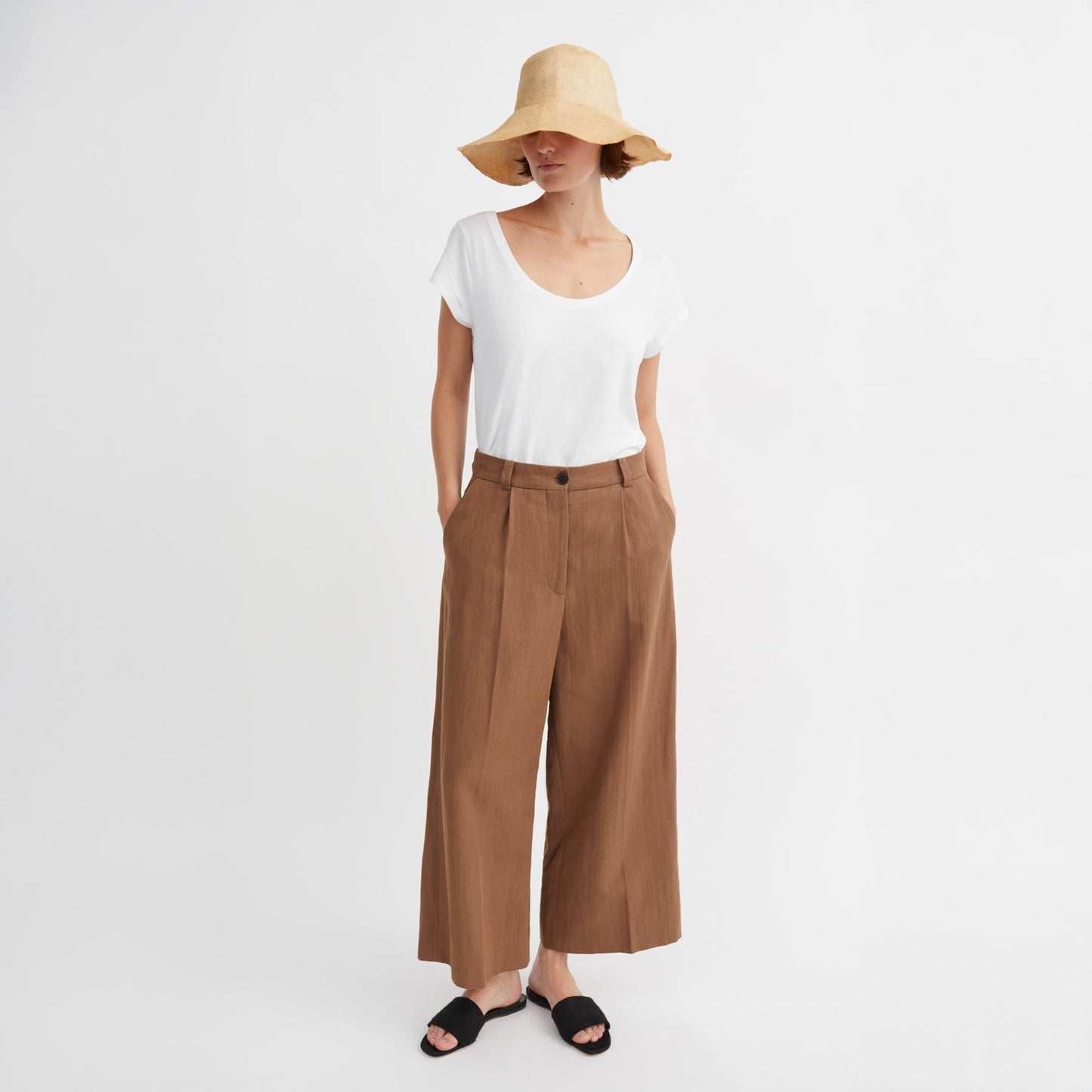 - Emmeri Trousers - Warm Brown