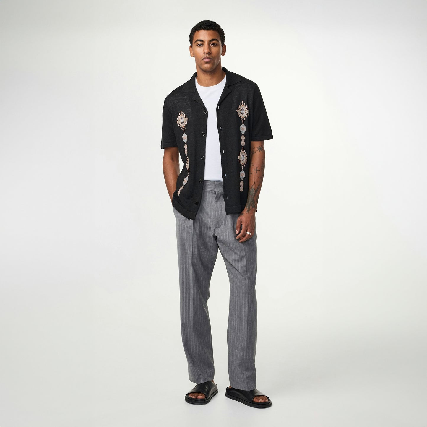 - Henry Embroidered Shirt - Black