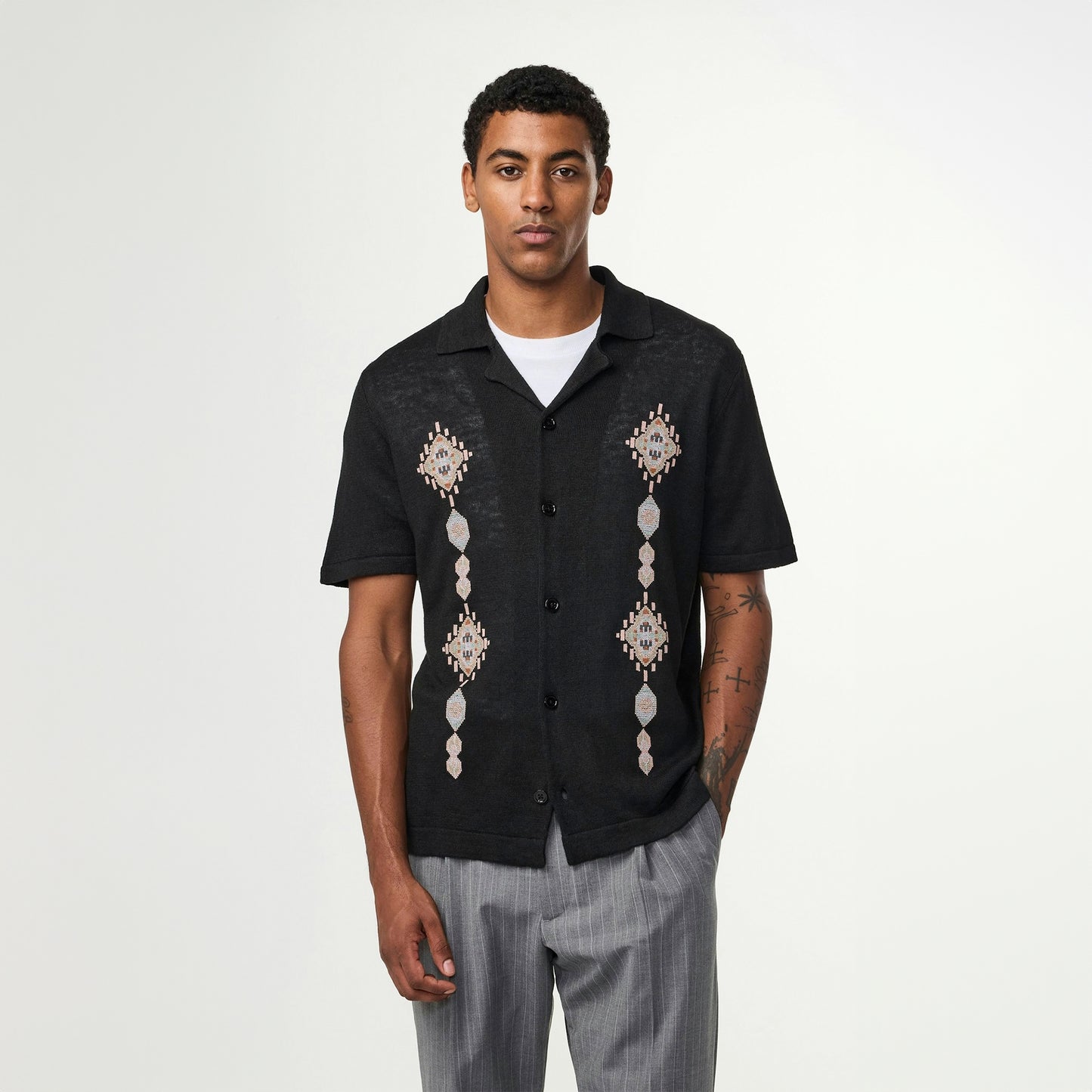 - Henry Embroidered Shirt - Black