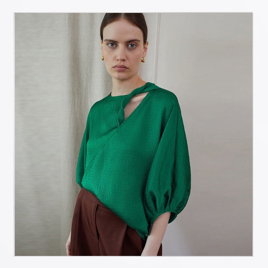 - Calloway Knot Top - Green