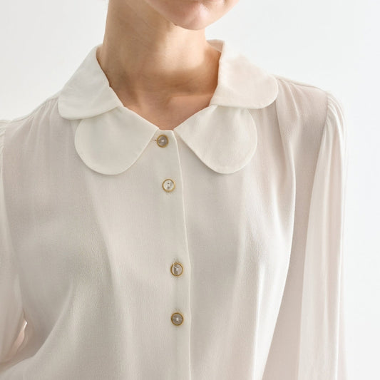 - Octavia Crepe Petal Collar Blouse- Off White