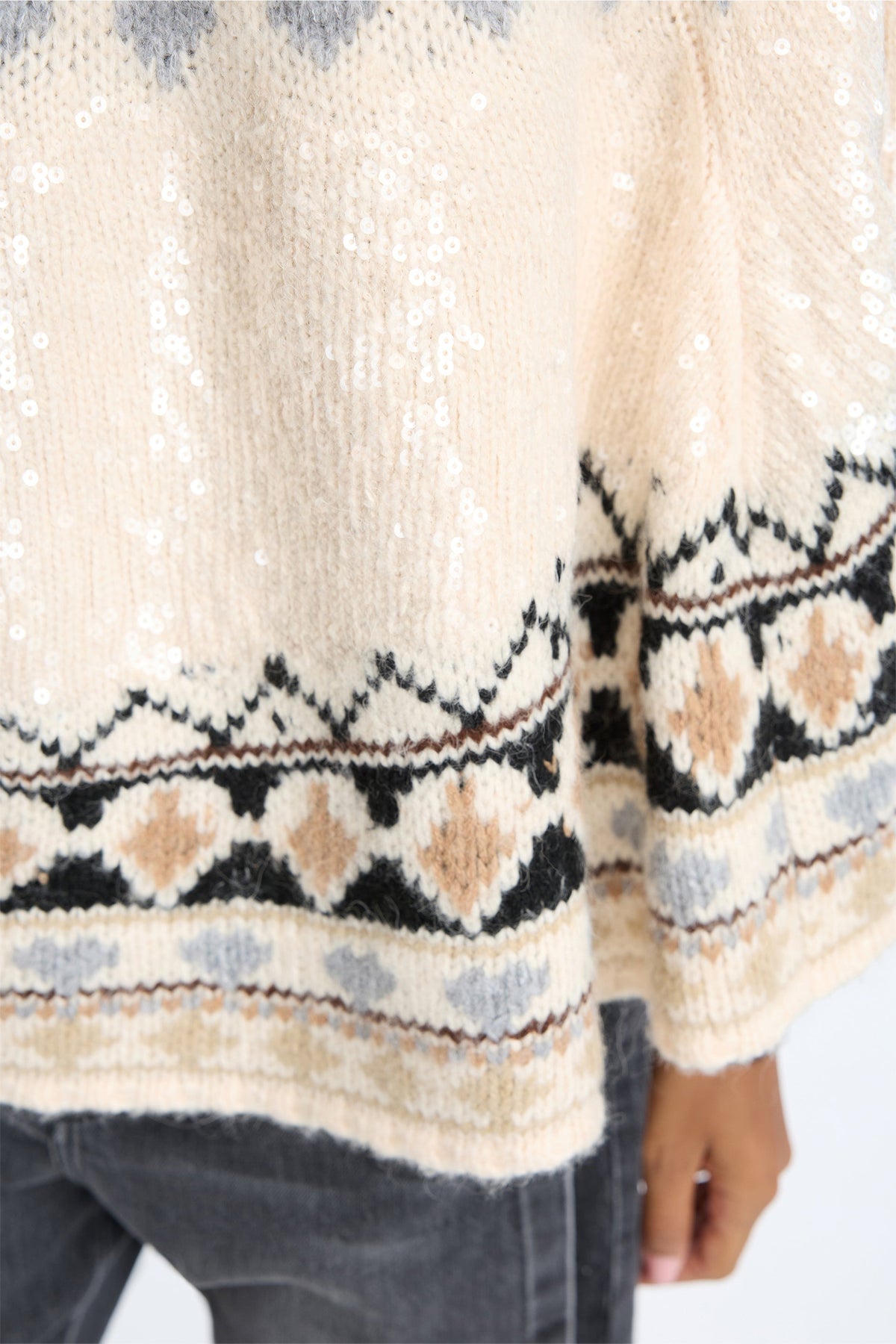 Verst Knitted Poncho - Mix Creme