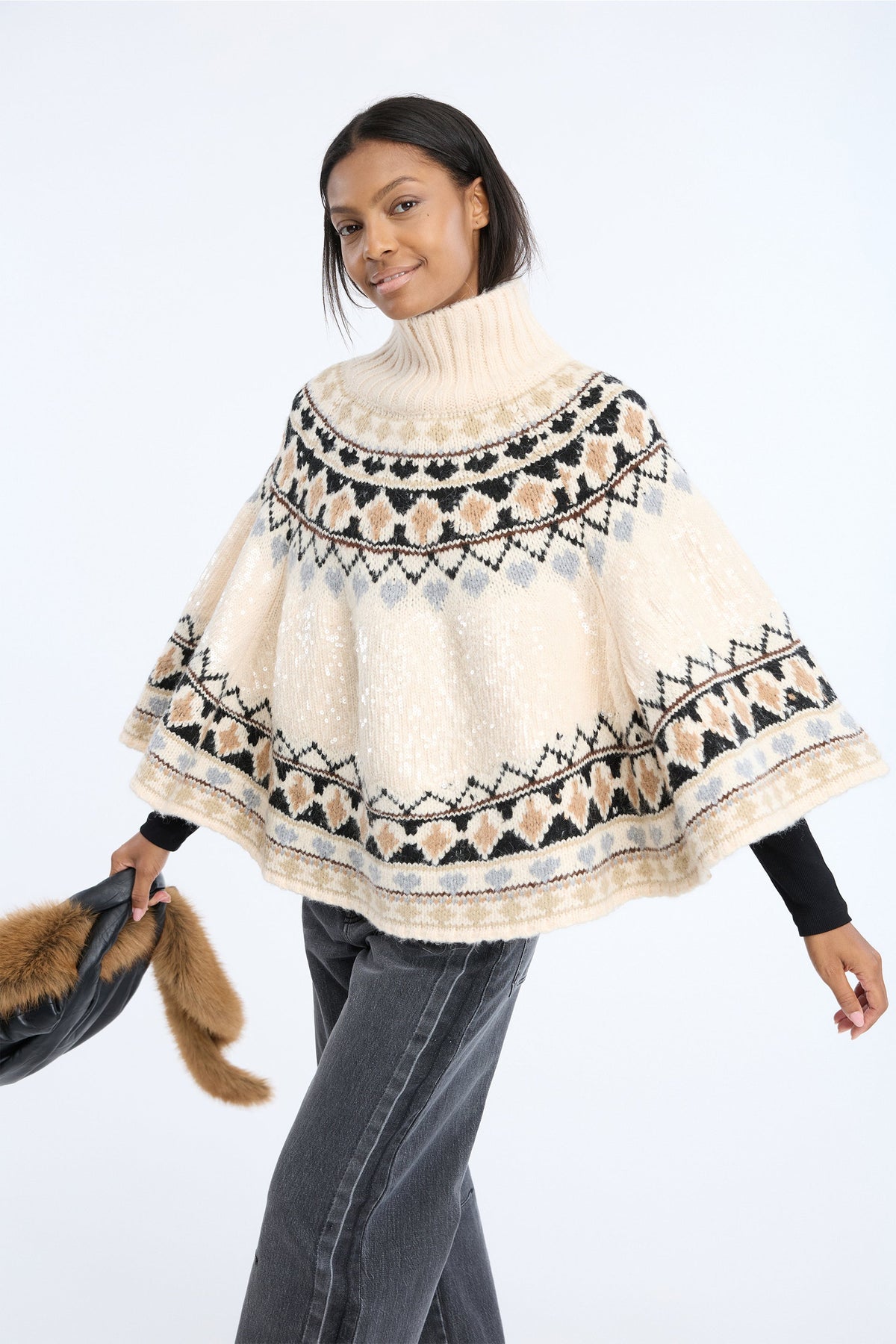 Munthe Verst Knitted Poncho - Mix Creme