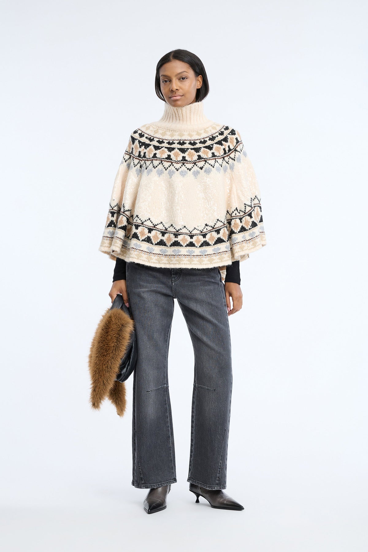 Verst Knitted Poncho - Mix Creme