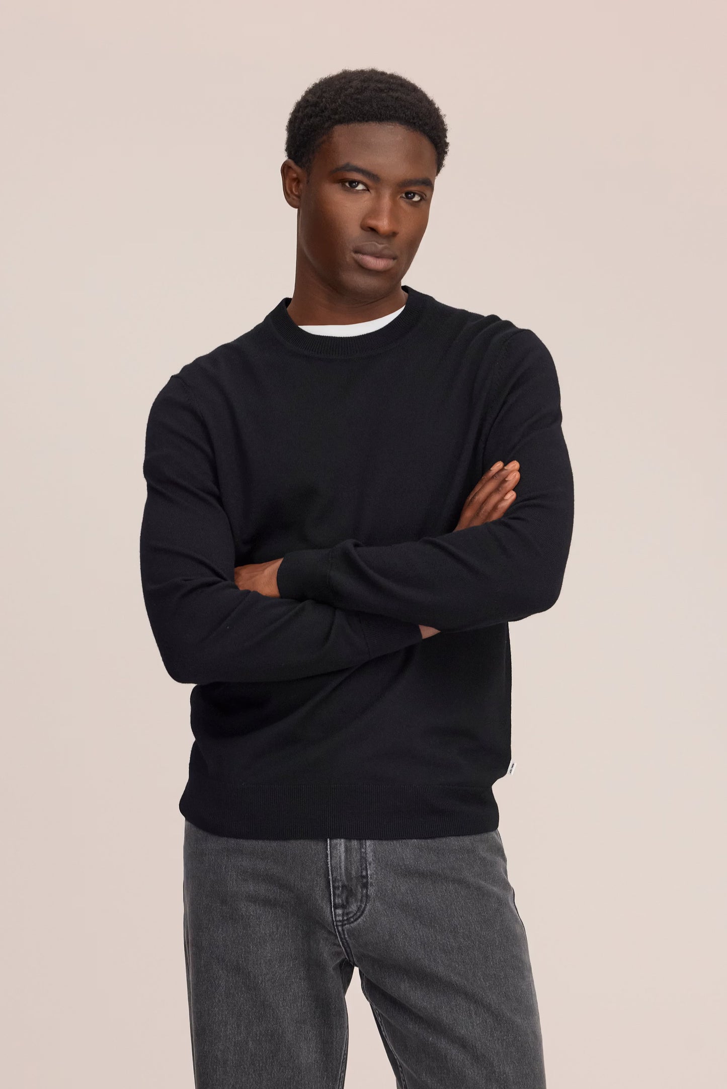 Ted Lightweight Merino Wool Sweater - Black
