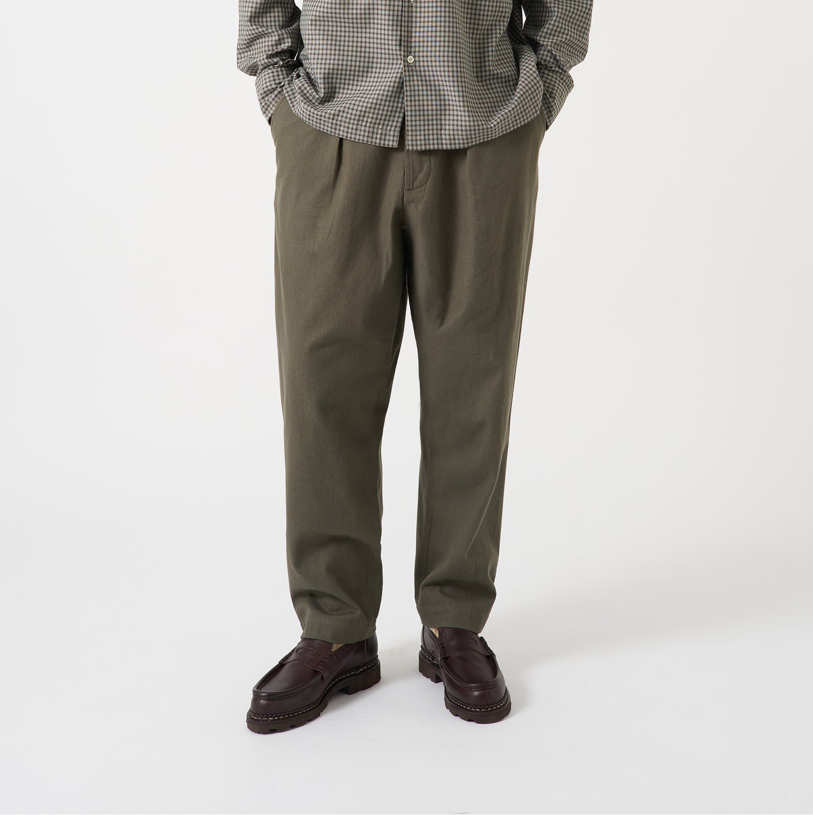 Universal Brushed Moleskin Pleated Track Pant - Olive