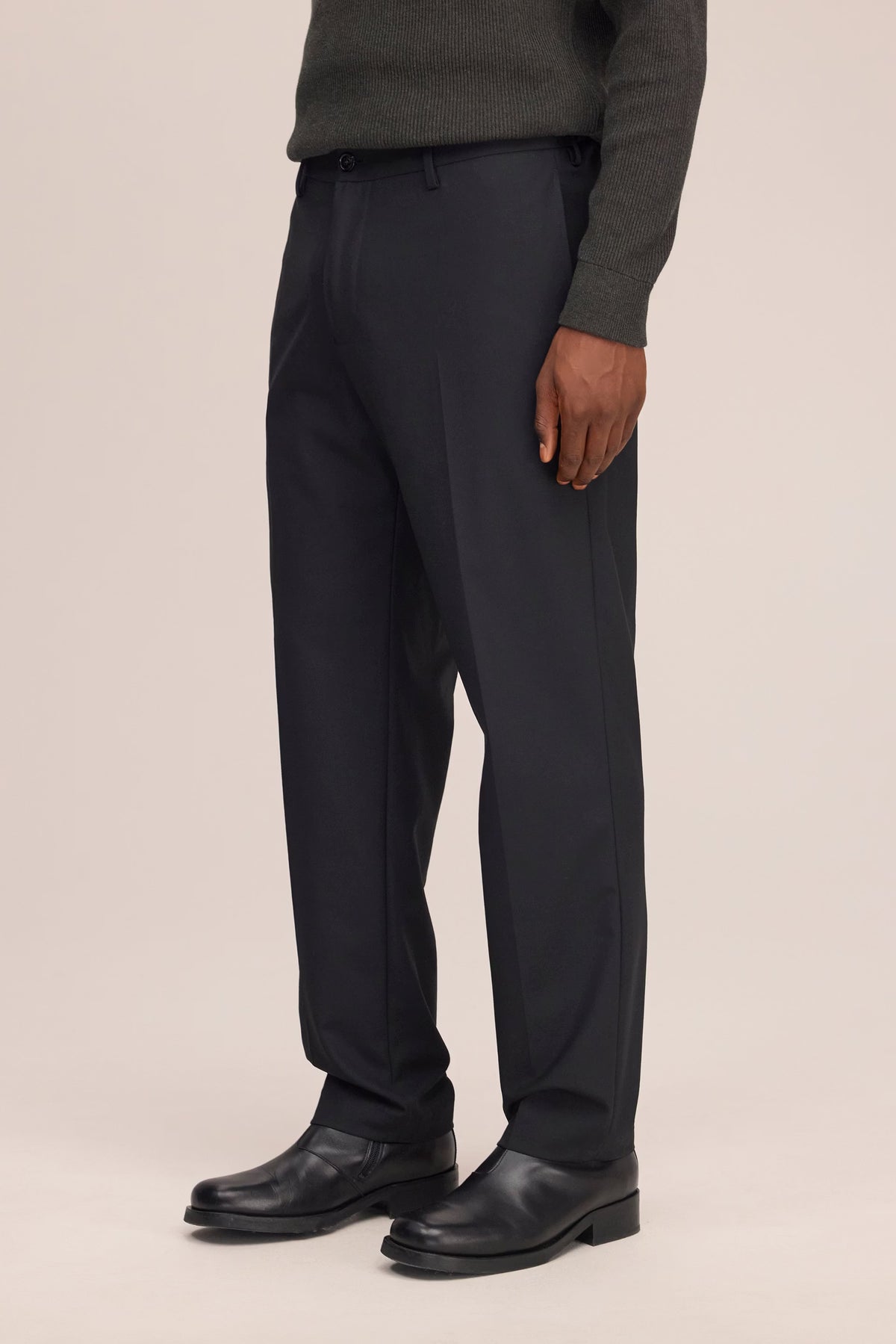 NN07 Brendan Tapered Leg Regular Fit Pant - Black