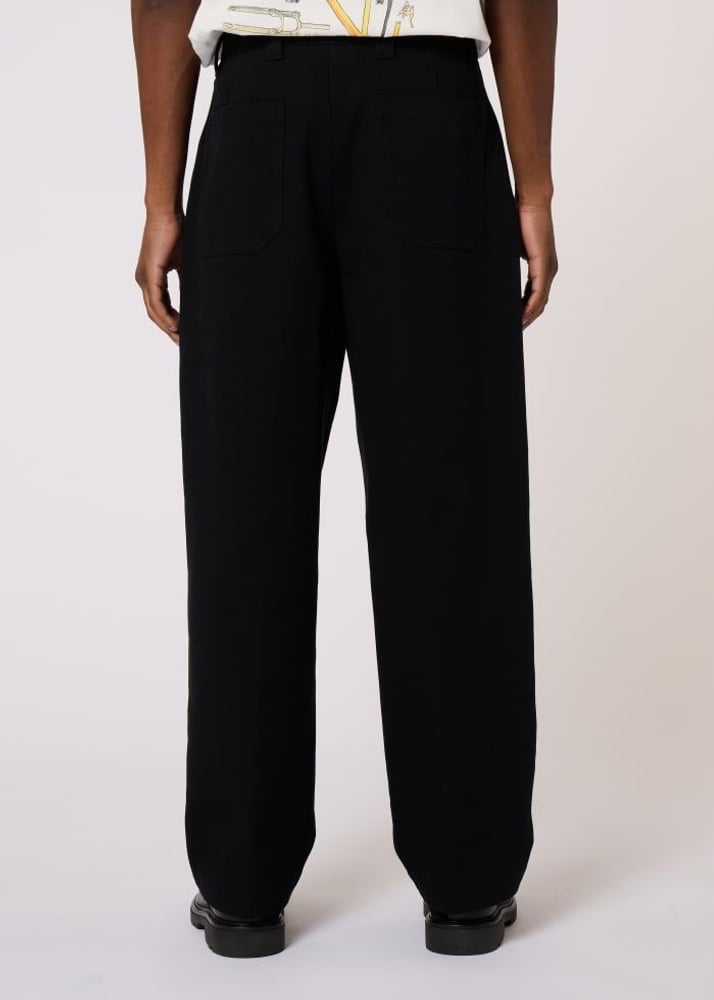 Barrel Leg Chino - Black