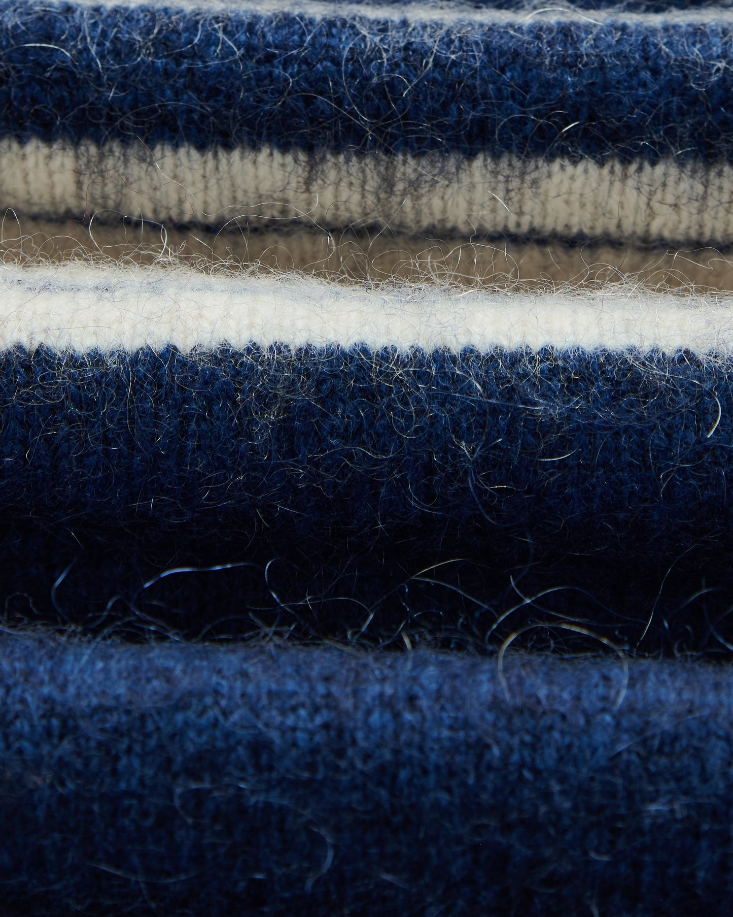 Wilde Crew Brush Retro Stripe - Blue/Ecru