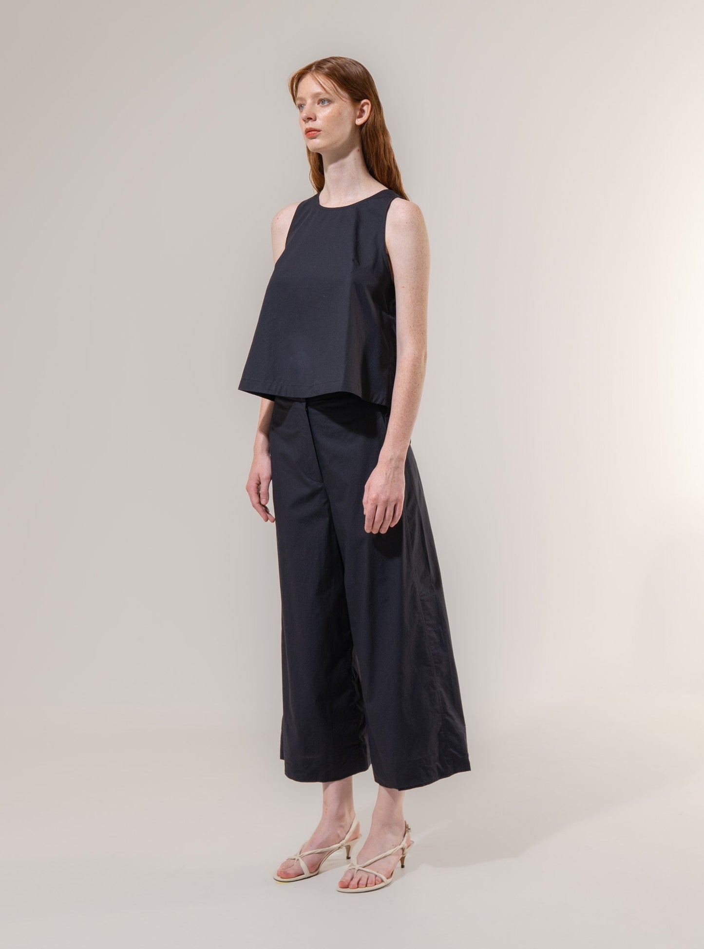 Sleeveless Slit Flare Blouse - Navy