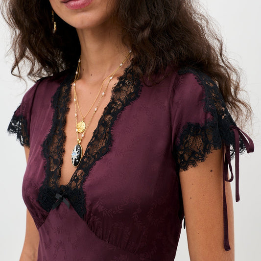Fern Floral Trail Jacquard Dress - Wine