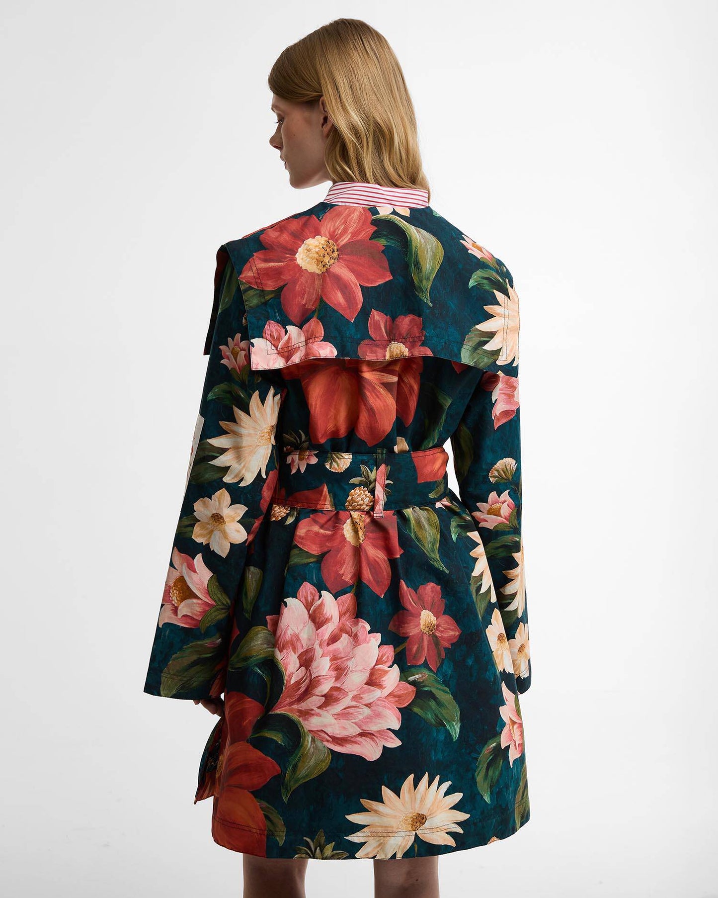 Gardenia Casual Jacket - Navy Wildflower